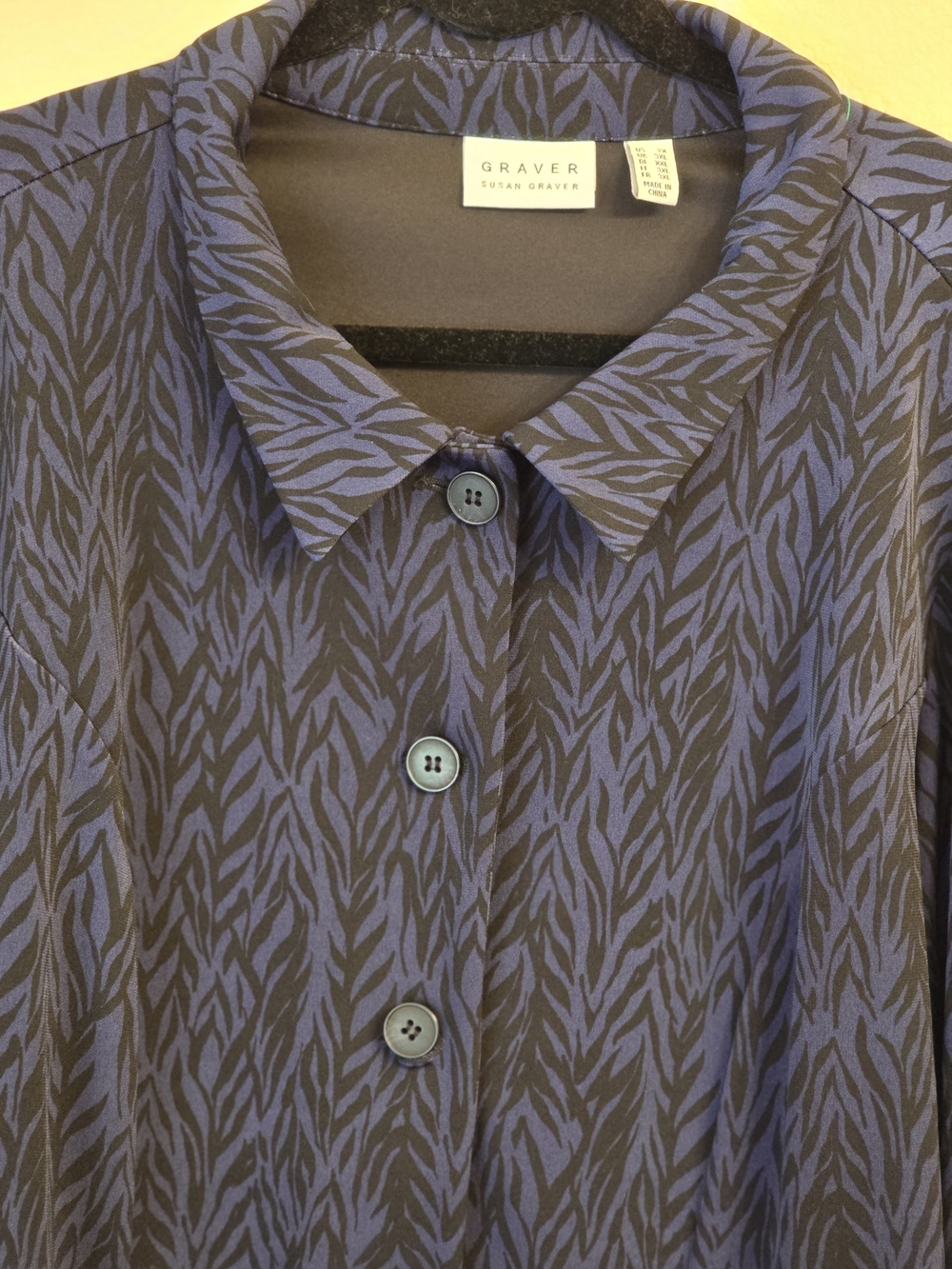 Susan Graver Black and Navy Zebra-Print Button Front Peplum BlazerJacket Size 2X - Picture 3 of 6